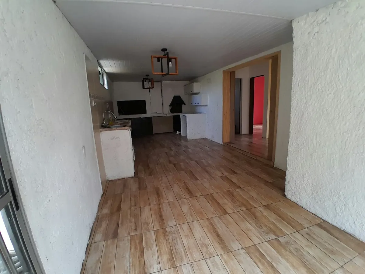 Casa Proxima A Ruta Locomocion Y Servicios, Pque. Plata Sur, · Foto 3