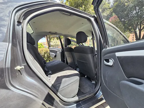 Renault Logan 1.6 Dynamique Fii