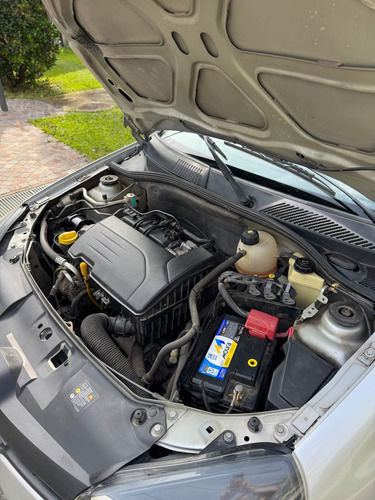 Renault Clio 1.2 Mio Confort Plus Abc 3P