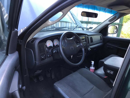 Dodge Ram 1500 4x2 Para 4 Personas