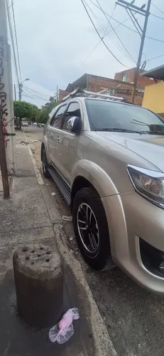 Toyota Fortuner 2.7l 4x2