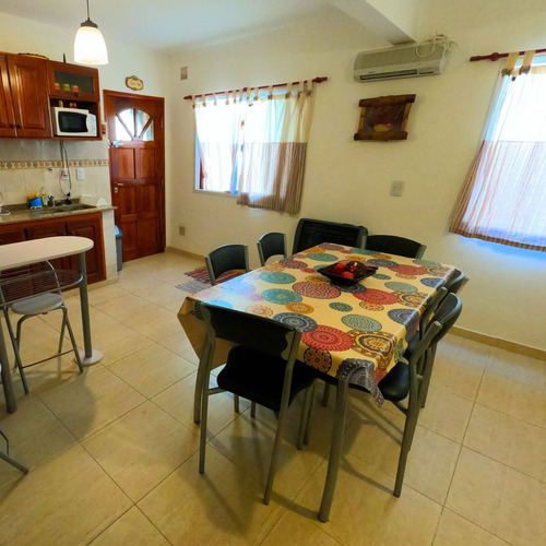 Imagen 8 de 25 de Duplex Tipo Casa, Pocos Mts Del Pleno Centro, Gas Natural, Calefacción ¡visitalo Hoy Mismo!