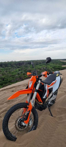 Imagen 2 de 5 de Ktm 690 Enduro R