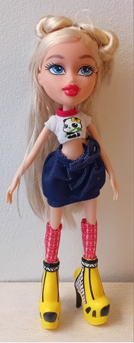 Muñeca Bratz Cloe Study Abroad