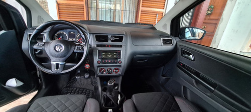 Volkswagen Suran Highline 1.6 2014 101 Cv Manual Nafta