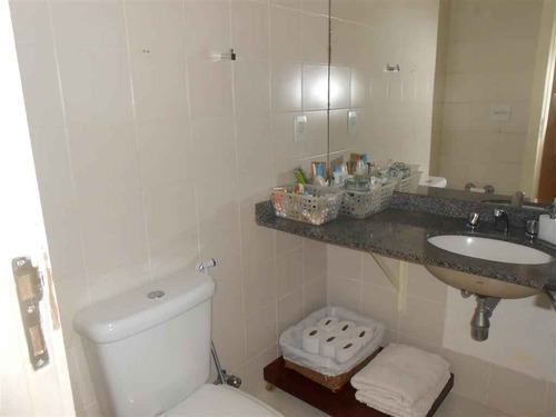 Casa De Condomínio À Venda Na Praça Miguel Osório, Recreio Dos Bandeirantes, Rio De Janeiro - Rj - Liv-2751