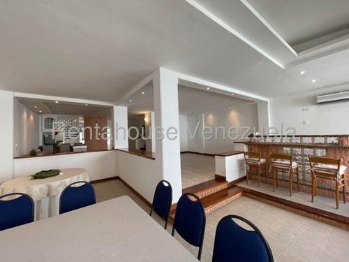 Casa En Alquiler Maracay Urb Villas Del Castaño 25-14338 Apd