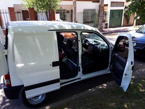 Peugeot Partner 1.6 Hdi Furgon Confort Airbag 2014