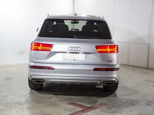 Audi Q7 Quattro 2.0 At