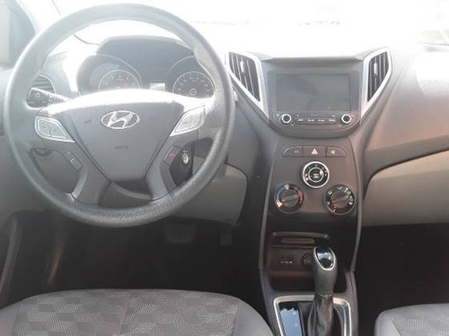Hyundai Hb20s 1.6 Comfort Plus 16v Flex 4p Automático