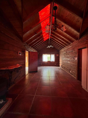 Terreno Con 2 Casas En Venta, San Carlos De Bariloche
