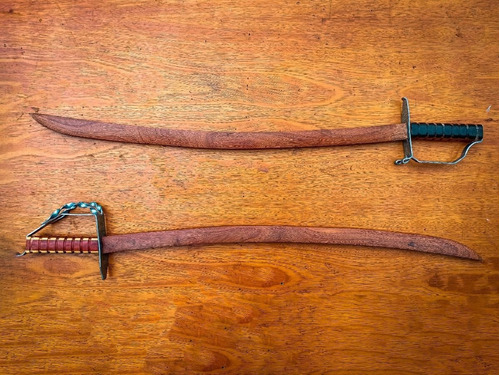 Espada De Madeira // Sabre // Medieval E5g003
