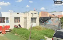 Comprar Casa En Remate Bancario En Agropecuaria, Barrio De La Industria, Nl Clv1