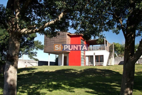 Imagen 2 de 8 de Casa En Venta - Las Grutas