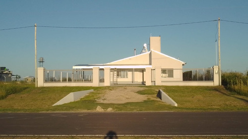 Excelente Casa Sobre Ruta Provincial 34. Amplio Terreno (entorno Unico)