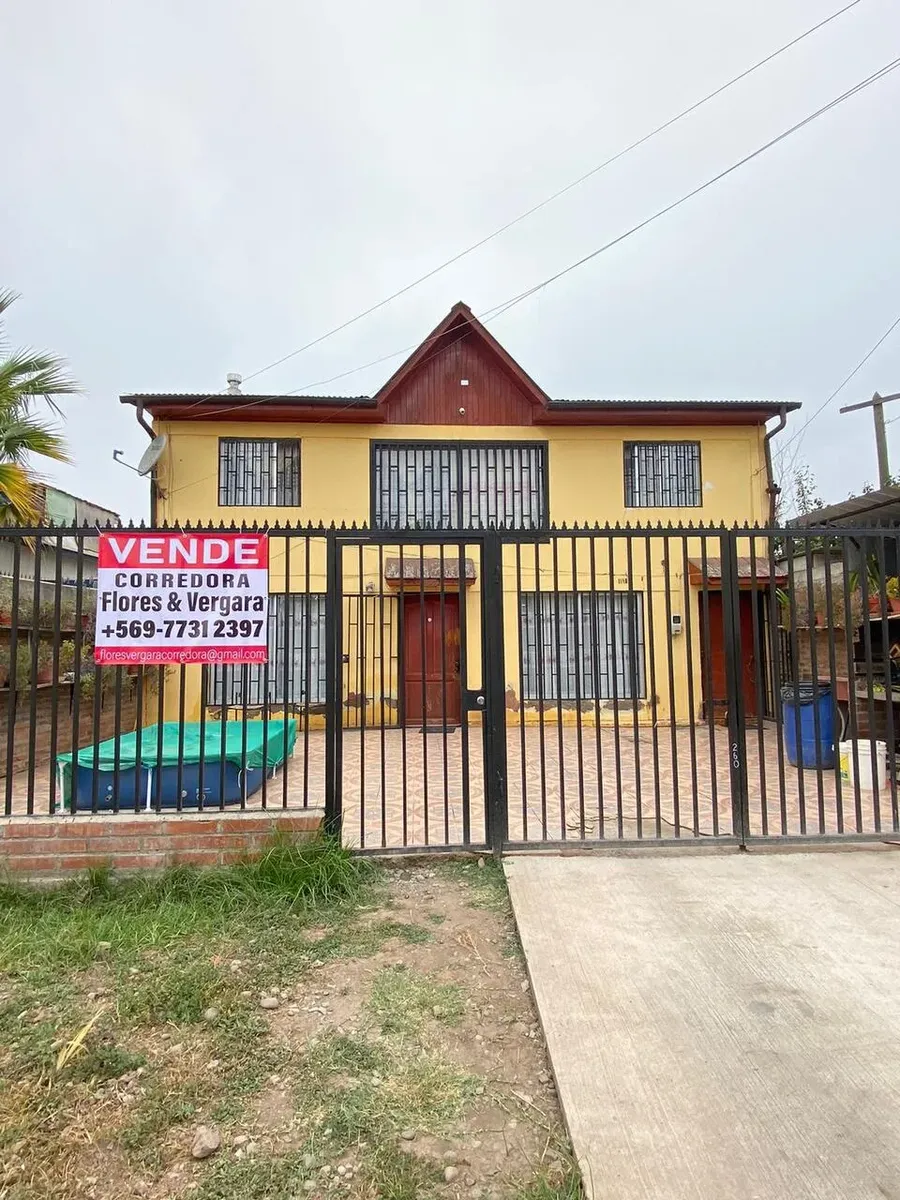 Imagen 2 de 21 de Bajo De Precio Ahora 160 Mm Gran Casa Con 5 D, 3b Y Gr Patio