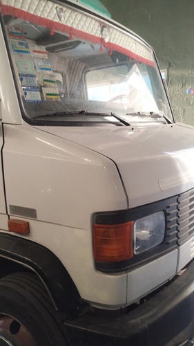 Mercedes Benz Lo 913 Titular