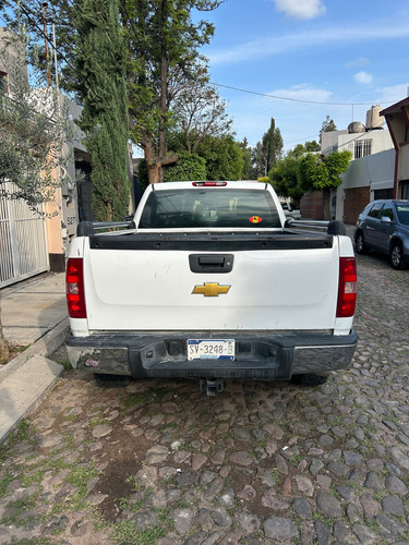 Chevrolet Cheyenne 5.3 2500 Cab Ext B 4x4 Mt