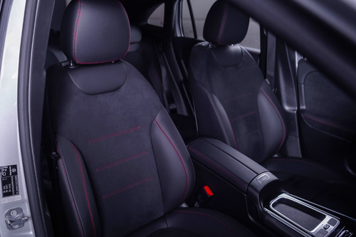 Mercedes-Benz Classe GLA 1.3 Amg Line (Mhev) 5P Hibrido