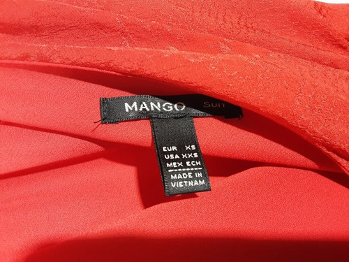 Imagen 7 de 10 de Vestido Oversize Rojo Y Tiras Doradas, Marca Mango, Talla Xs