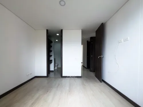 Vendo Apartamento En Aves María, Sabaneta Excelente Ubicación