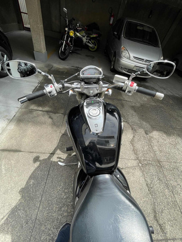 Imagem 4 de 7 de Suzuki Boulevard M800r