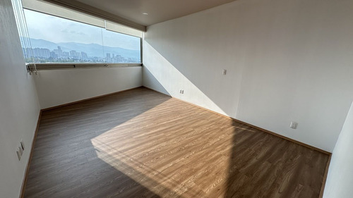 Gran Departamento Listo Para Entrar En Excelente Ubicación