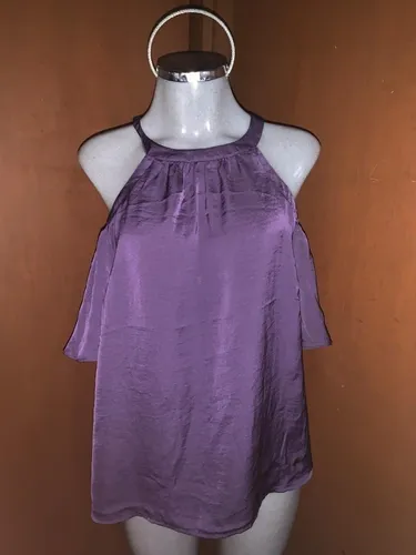 Ropa americana seleccionada sale