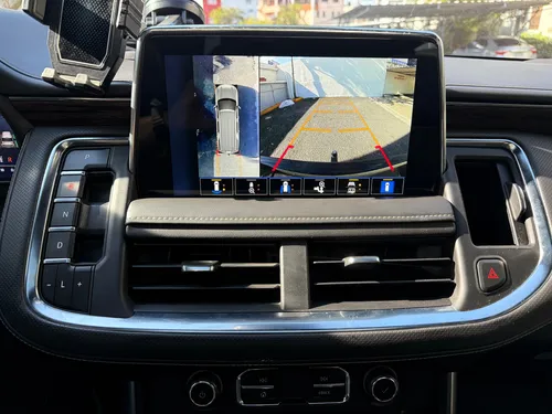 Chevrolet Suburban Premier 2023