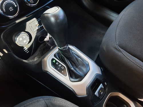 Imagem 10 de 15 de Renegade Sport 2.0 Turbo Automático Diesel 2016