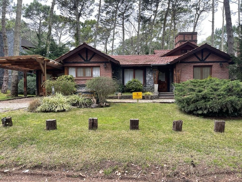 Imagen 1 de 20 de Venta Casa En Carilo