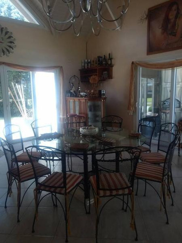 Imagen 14 de 30 de Magnífico Chalet En Venta En Country San Diego- Moreno