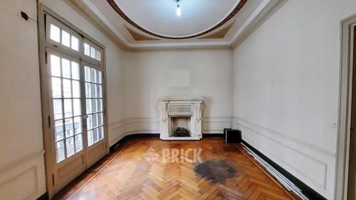 Piso C/dep En Juan D. Peron Y Av. Callao - Fte Y Cfte 150 M2 2 Bcones T/sol Apto Prof D/entrada