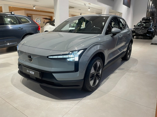 Volvo EX30 51 KW ELÉTRICO CORE