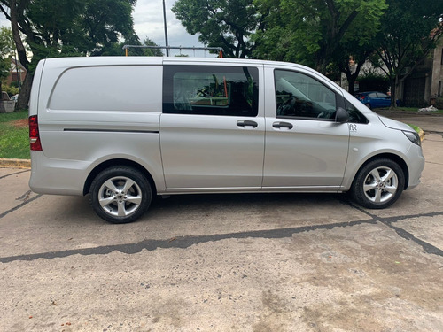 Imagen 5 de 11 de Mercedes Benz Vito Furgon Mixto Plus 2022 0km Patentada!!