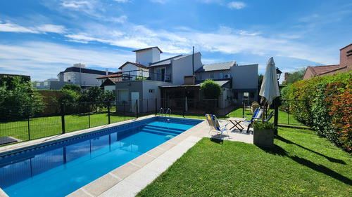 Valle Escondido Los Soles Casa En Venta 5 Dormitorios Apta Credito