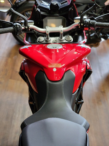 Imagen 14 de 25 de Mv Agusta Turismo Veloce Rosso No Ducati, No Multistrada