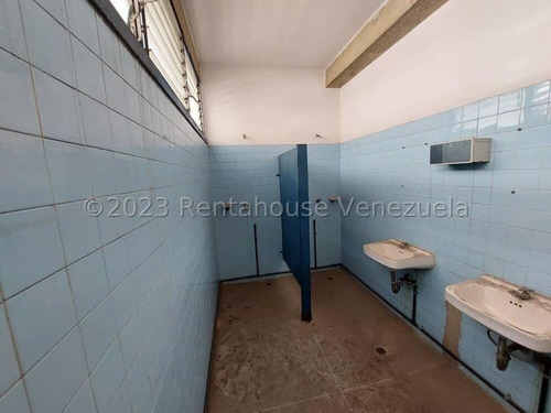 Imagen 13 de 19 de Piso Industrial, En Alquiler, En La Zona Industrial De Lebrun, Caracas, 23-20590, Mvg