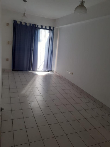 Imagen 2 de 12 de En Venta! Dpto 2 Dorm. En Calle 9 De Julio!