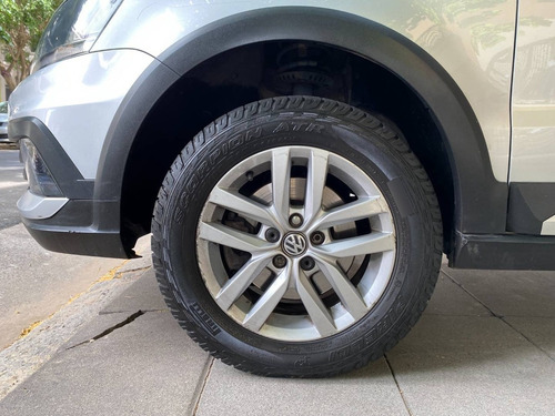 Imagen 11 de 15 de Volkswagen 2016 Fox 1.6 Crossfox Highline L/15
