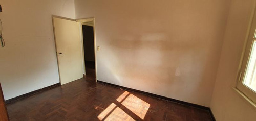 Ph 3 Ambientes Escritorio En Pa Con Terraza A Metros De Av. Maipú- En Alquiler