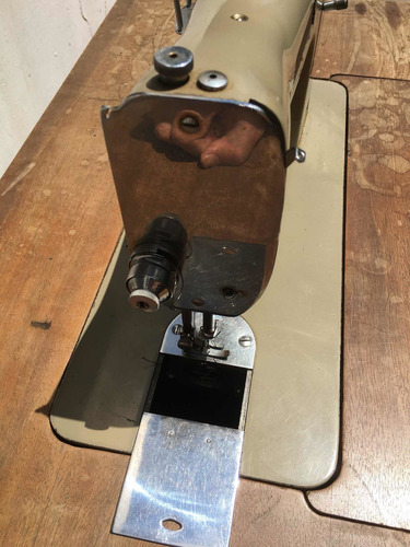 Máquina De Coser A Pedal Visa S.p.a. Voghera. Italiana
