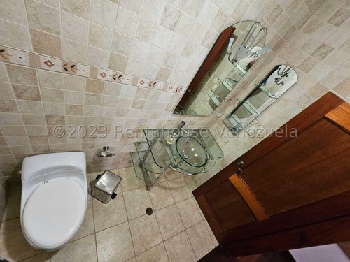 Espectacular Casa En Venta En La Lagunita Country Club Yf