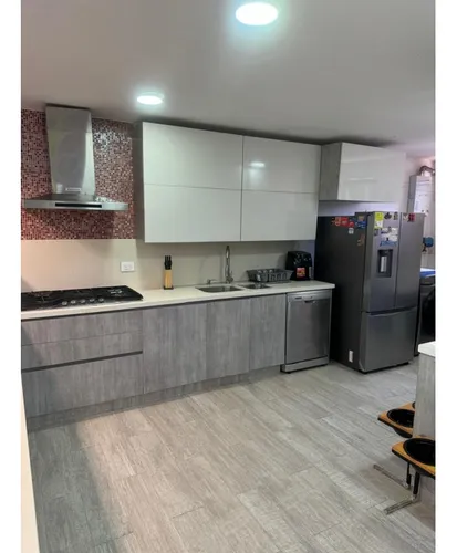 Vendo Casa En El Poblado