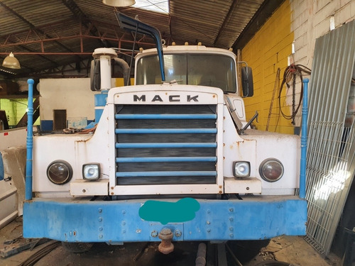 Imagem 9 de 9 de Mack Om 800