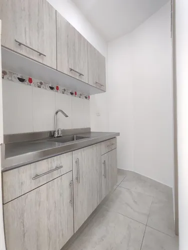 Oficina En Arriendo En Latino. Cod A17321