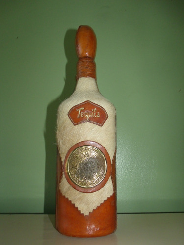 Vendo Botella Decorativa En Cuero (20verdes)