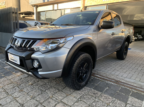 Mitsubishi L200 Triton L200 TRITON OUTDOOR GLS 2.4 TURBO DIESEL 4X4 AUTOMATICO