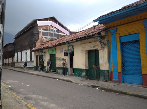 Casa Lote En El Centro De Bogotá. Ideal Para Comercio, Vivienda, Institucional, Residencial, 773 M2