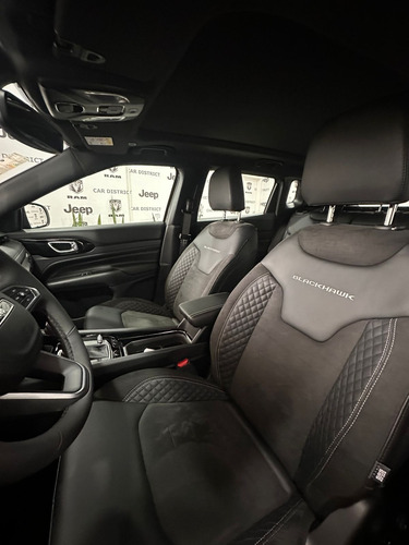 Jeep Compass 2.0L Turbo 272cv AT9 4x4 BlackHawk